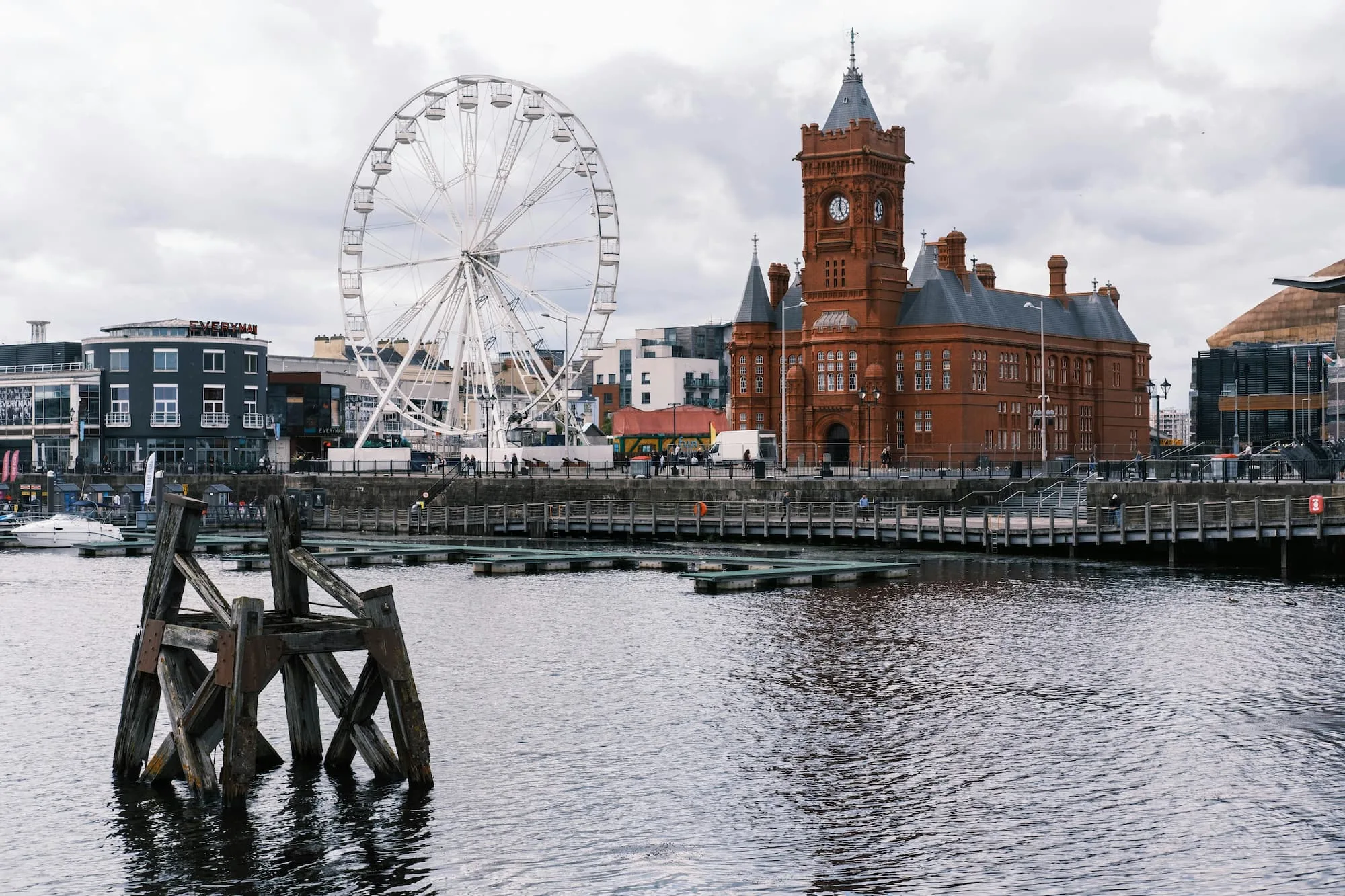 Cardiff Bay and Pierhead Building
